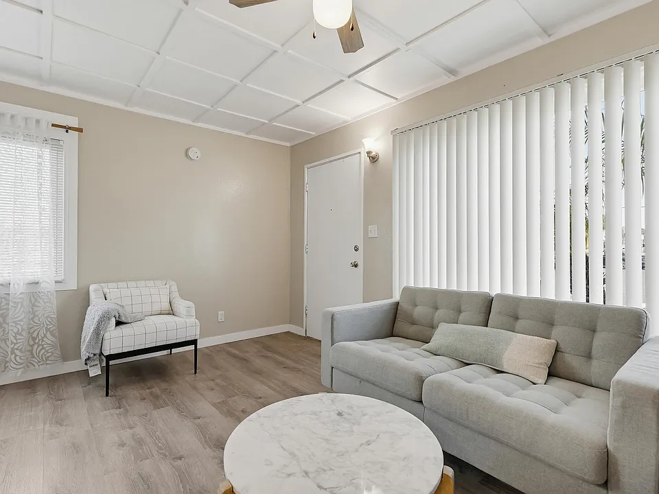Park Palomar Apartments