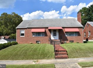 961 Duncan Ave, Chambersburg, PA 17201