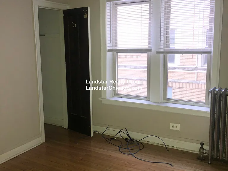4265 W Addison St #1 — Photo 13