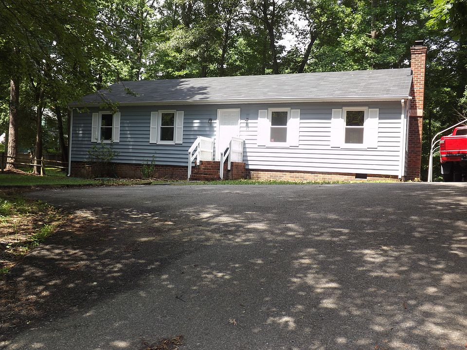 1200 Sq.Ft. Ranch W/Vinyl Siding