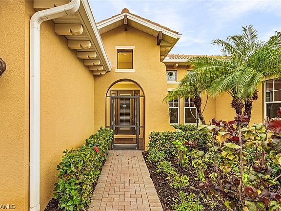 2nd image of 10531 Azzurra Dr
