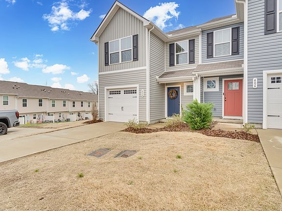 2nd image of 404 Deer Meadow Ln