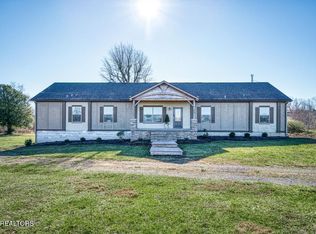 314 Rolling Meadows Rd, Pikeville, TN 37367