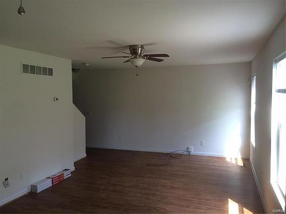 2nd image of 3536 Candlebrook Ct