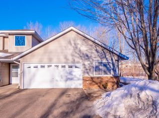 1212 Island Dr, Forest Lake, MN 55025