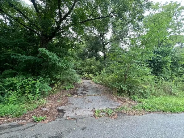 71 Floral Dr SE #16-17, Cartersville, GA 30121