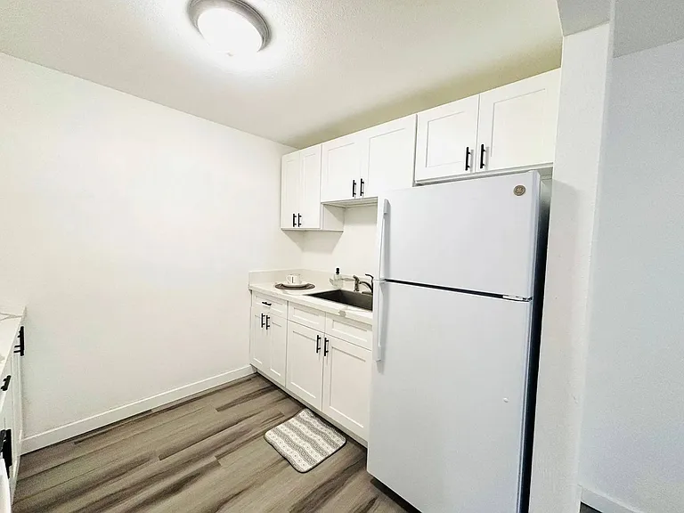Liberty Apartments — Photo 7