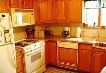 2nd image of 559 Washington Ave