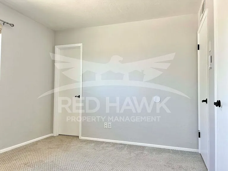 6607 E Sheridan St — Photo 19