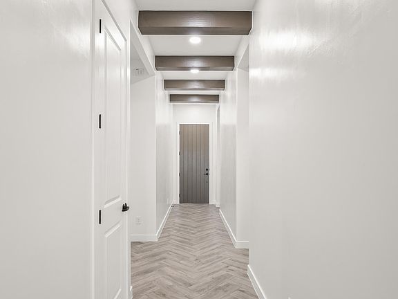 3rd image of 1817 Schyler Love Ln
