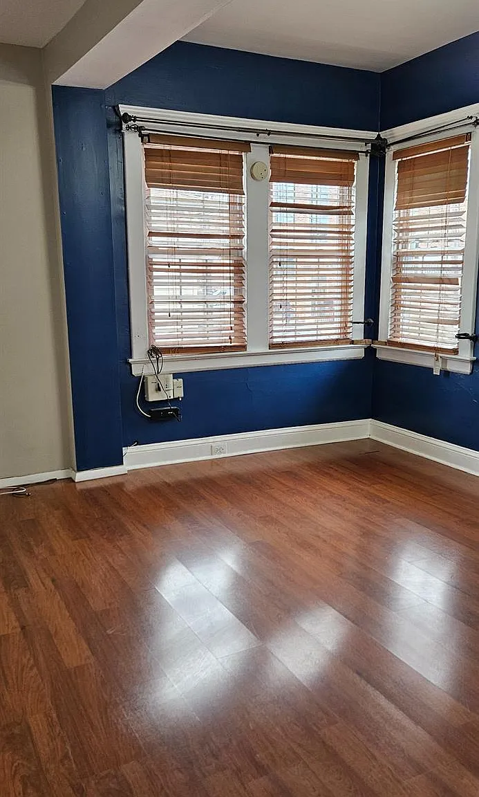 3 bed, 1.0 bath, $2,600 — Photo 3