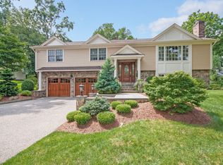 1965 N Benson Rd, Fairfield, CT 06824