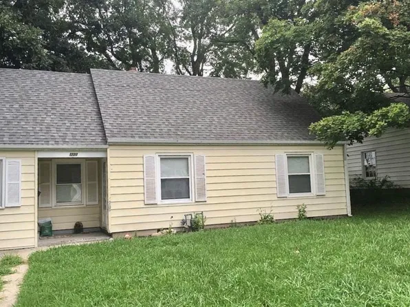 1220 W 25th Ter S, Independence, MO 64052