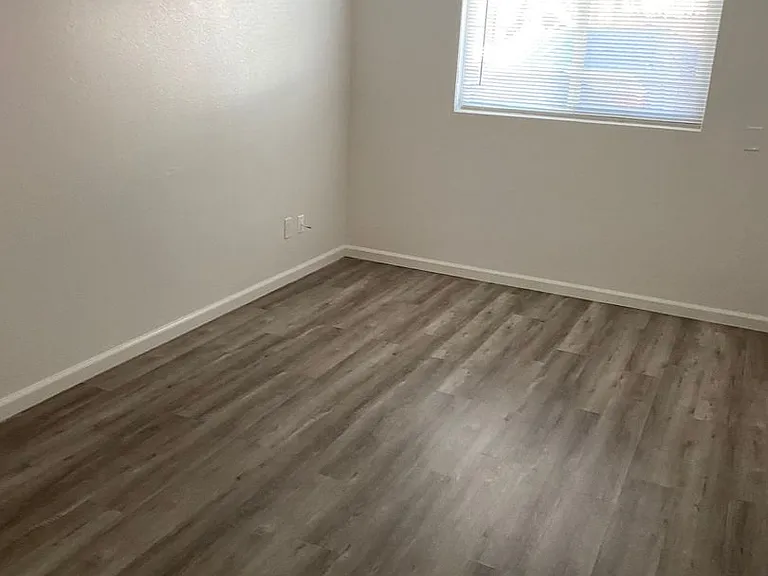 4173-4175 Altadena Ave — Photo 14