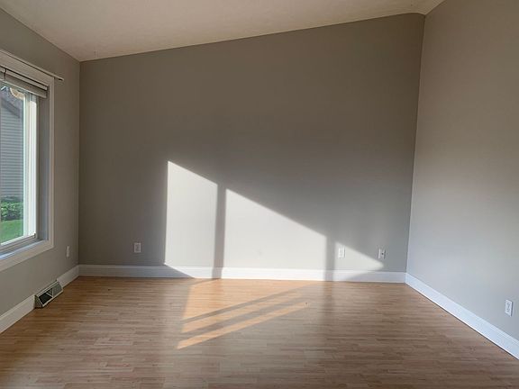 3rd image of 4667 W Kirk Ct SE