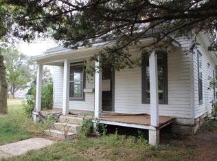509 Lincoln Ave, Frankfort, SD 57440