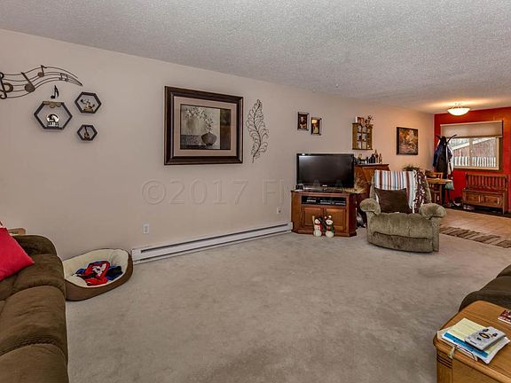 2nd image of 2347 20 1/2 Ave S