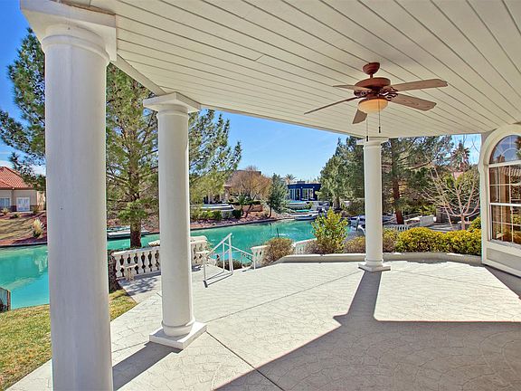 3rd image of 2816 High Sail Ct