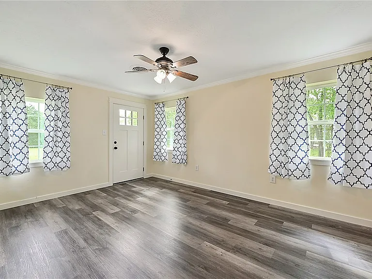 741 Garden Acres Blvd — Photo 20