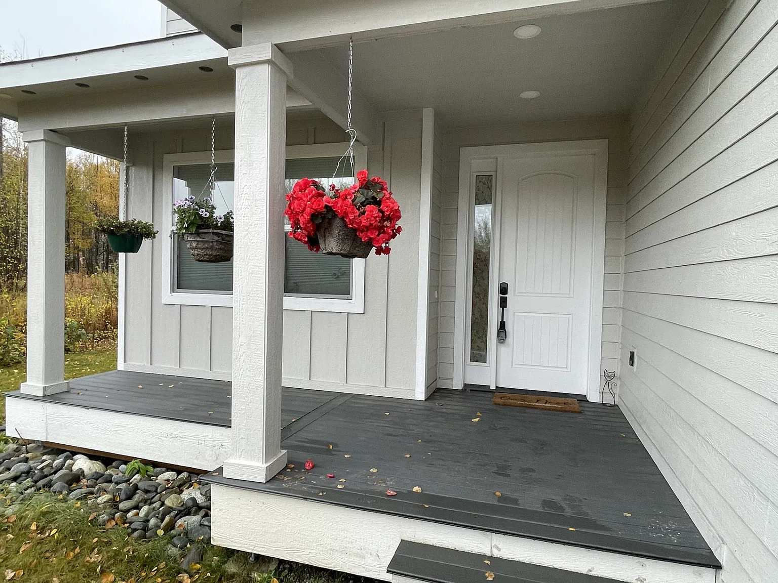 4 bed, 2880 sqft, $3,600 — Photo 1