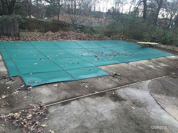 2nd image of 5713 NE Chesswood Dr