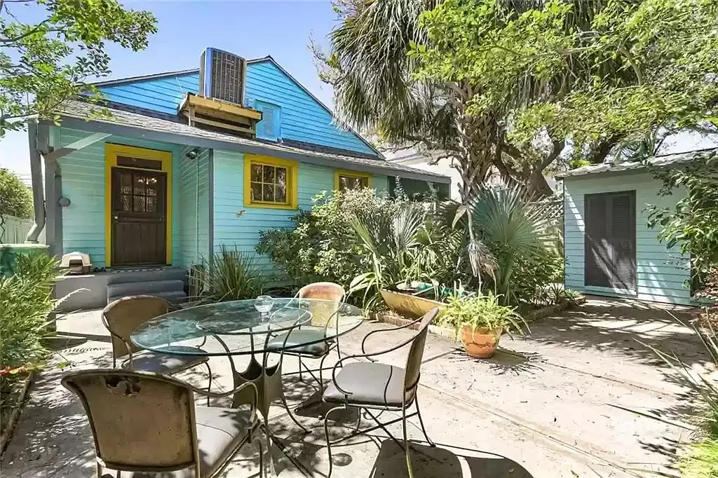 1 bed, 550 sqft, $1,600 — Photo 1