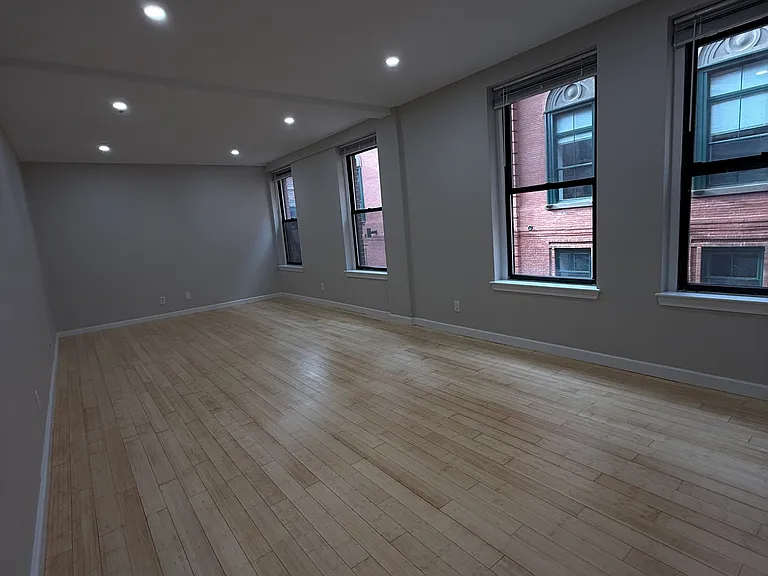 Deacon Court - 1661 Washington Street — Photo 28