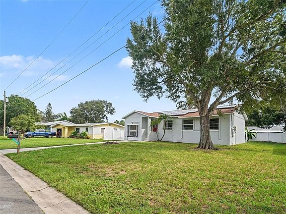 5th image of 520 FAIRHOPE DRIVE