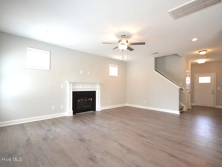 388 Atwood Dr — Photo 13