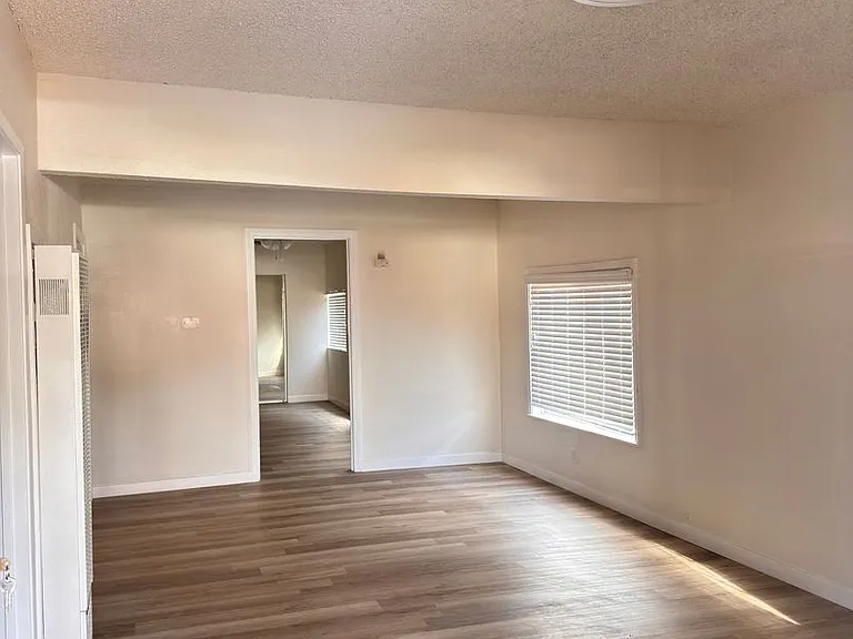 1060 McFarland Ave — Photo 41