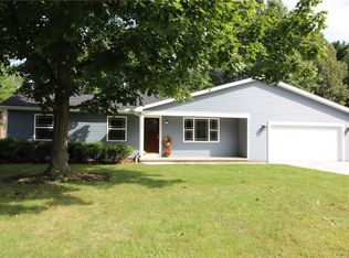 254 Thomas Ave, Munroe Falls, OH 44262