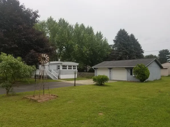 59036 Jerrdean Dr, Hartford, MI 49057