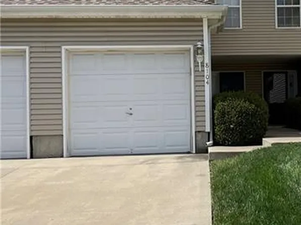8104 N Lawn Ave, Kansas City, MO 64119