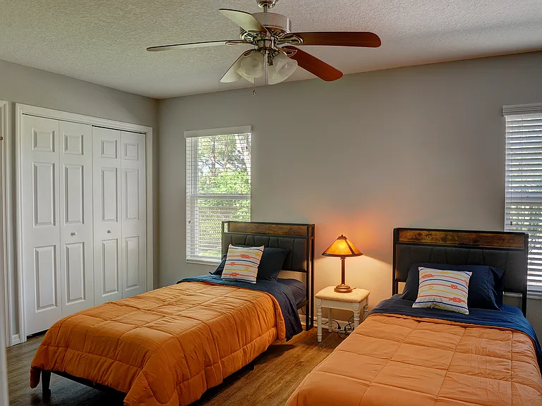 220 N Country Club Dr — Photo 13