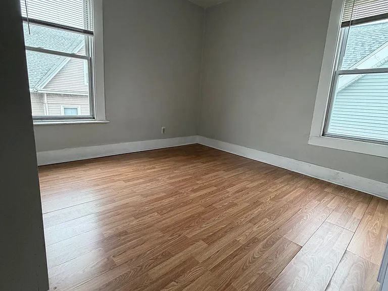 168 Lloyd St #3 — Photo 20