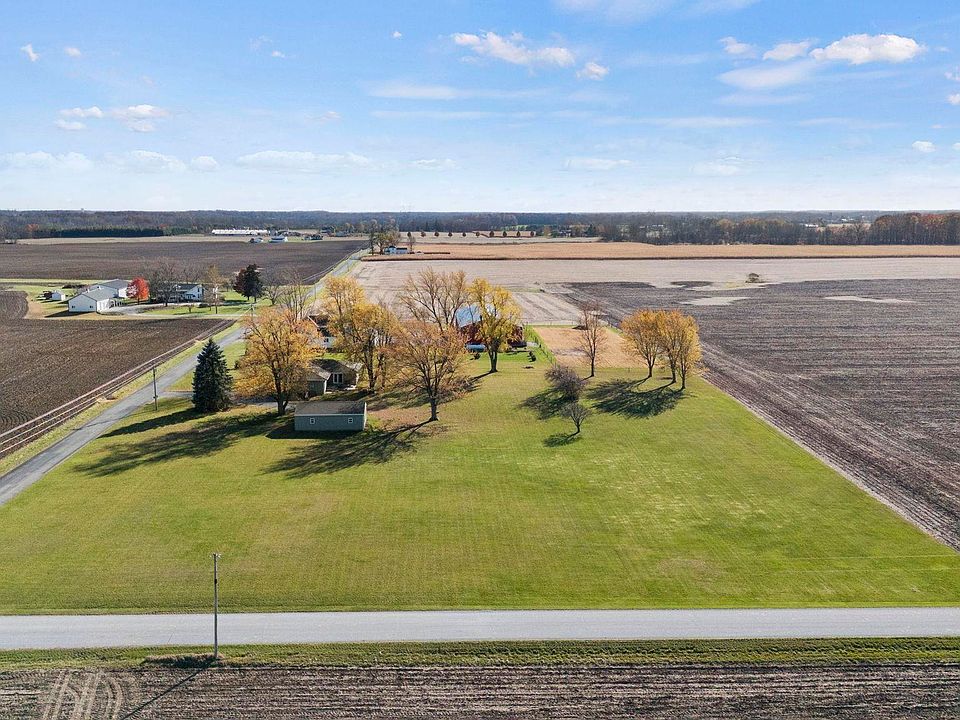 9942 N 400th Rd W, Huntington, IN 46750 | Zillow