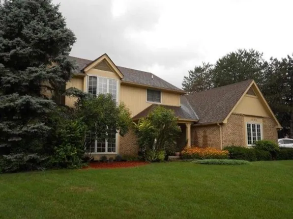 1339 Prosper Dr, Troy, MI 48098