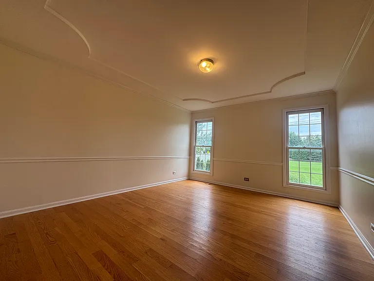 1108 Hollingswood Ave — Photo 4