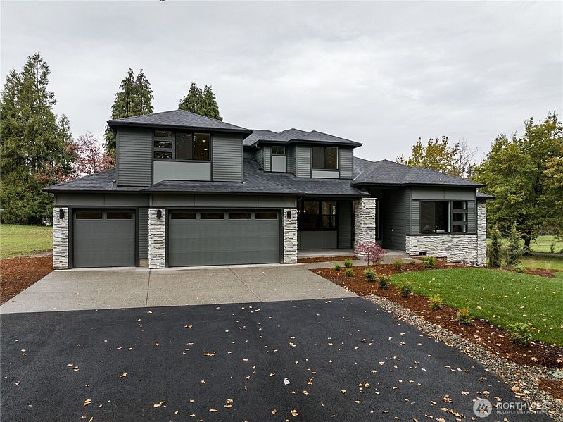 5th image of 1307 Walnut Lane
