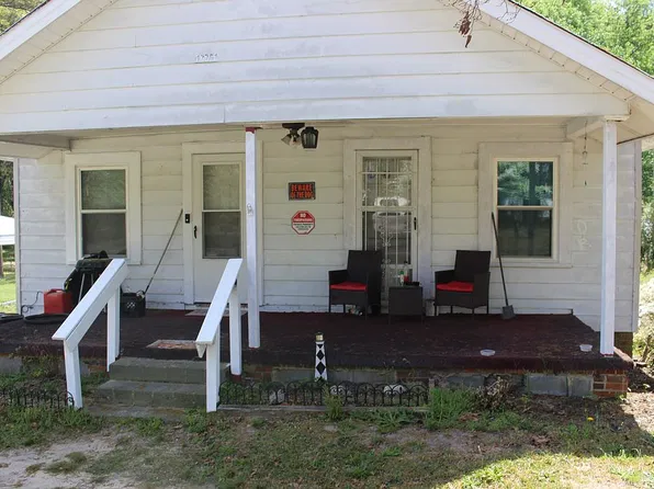 17761 Saint Johns Church Rd, Laurel Hill, NC 28351