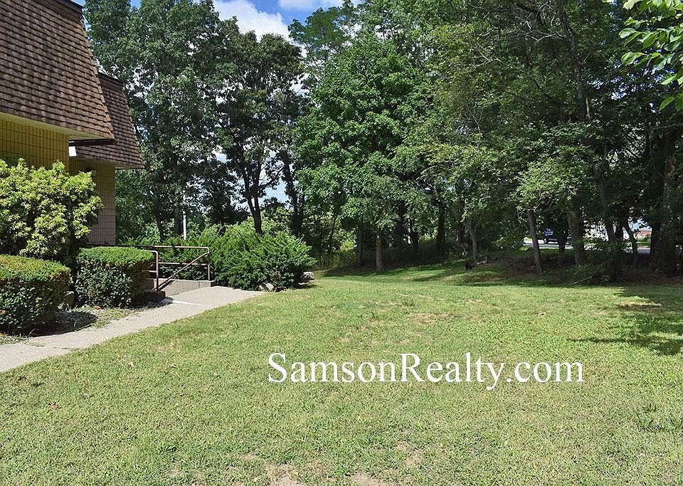 280 Roger Williams Ave Rumford RI Zillow