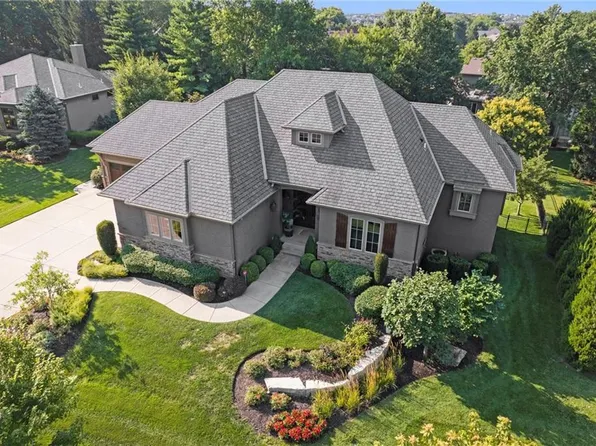 13133 Outlook St, Overland Park, KS 66209
