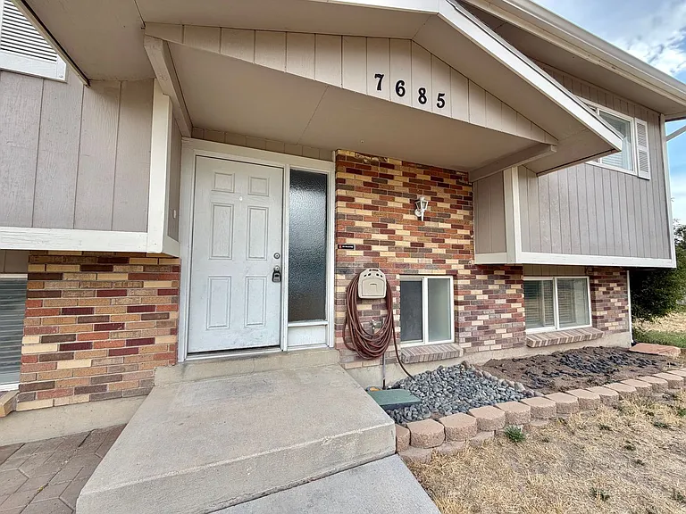 7685 S 2550 W — Photo 19