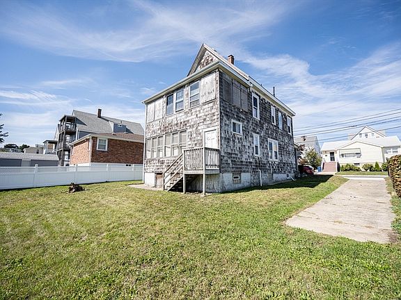 3rd image of 71 Ambrose St