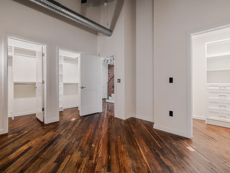 420 Main St #H — Photo 17