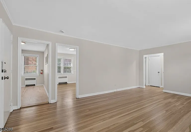 390 Morris Ave #35 — Photo 6
