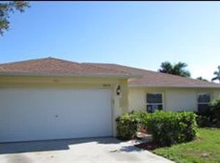 5635 NW Wesley Rd, Port Saint Lucie, FL 34986