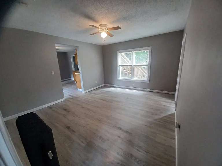 30 Pleasant St #1 — Photo 1