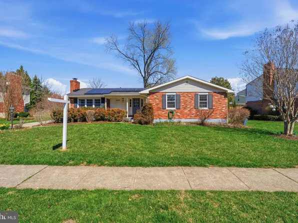 2407 Eastridge Rd, Lutherville Timonium, MD 21093