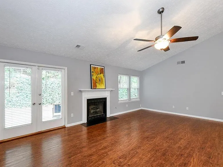 10500 Summer Creek Dr — Photo 6